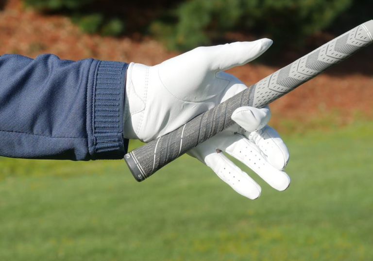 Top Tips to Maintain and Extend the Life of Your Golf Gloves